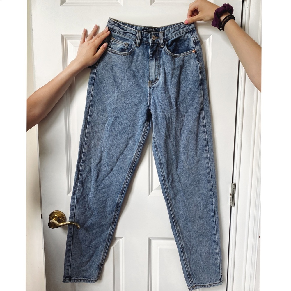 PretttLittleThing Vintage Wash Mom Jeans